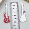 Accesorios para joyería DIY aleación de gota de aceite guitarra instrumento musical llavero transfronterizo colgante de collar pequeños regalos creativos