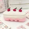 Linda Estuche de Lápices de Pastel de Cereza de Peluche para Niñas Bolsa de Maquillaje Ins Nicho de Alto Valor Bolsa de Papelería para Estudiantes