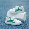 Zapatos deportivos antideslizantes resistentes al desgaste para niños 2026 nuevo modelo de verano zapatillas deportivas cómodas de suela blanda para niñas zapatos casuales para niños