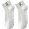 Calcetines náuticos de primavera y verano, calcetines blancos de boca baja, calcetines invisibles, calcetines finos y transpirables, calcetines japoneses para mujer, venta al por mayor