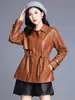 A Melhor Versão de Wansheng! Jaqueta de Couro Justa com Ajuste na Cintura por Cordão, Trench Coat Curto Solto