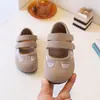Zapatos de Princesa Mary Jane Retro para Niñas de Cuero 2026 Nueva Versión Coreana Primavera y Otoño Casual Versátil Suela Suave Zapatos de Rendimiento