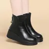 Botas Martin versátiles y de moda de cuero suave y cómodas, nueva colección otoño/invierno 2026, botas para mujer con forro de felpa, punta redonda, suela gruesa y diseño que realza la altura