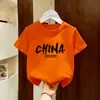 Camiseta de Manga Curta para Meninas 2026 Novo Estilo Moda Infantil Estilosa Meia-Manga Crianças Médias e Grandes Verão Casual Camada Base Tendência
