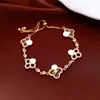 Pulseira Ajustável Flor Oca Banhada a Ouro 18K Real Vintage Leve Luxo Versátil Joia de Nicho