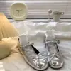 Zapatos pequeños de cuero estilo francés inspirados en el ballet, nuevo modelo de verano 2026, extremadamente elegantes y atractivos, zapatos planos plateados Mary Jane
