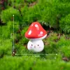 Micro Paisaje de Exportación Transfronteriza Hongo Pequeño Lindo Inclinado Musgo Lindo Jardinería Decoración DIY Accesorios Adornos Pequeños