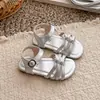 Sandalias Sencillas Estilo Francés para Niños 2026 Nuevos Zapatos de Moda Versátiles Estilo Hada Princesa para Niñas de Verano, Sandalias de Playa Abiertas