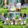 Bailarín Emocional Popular de Xiaohongshu: la Elegante Caja Sorpresa del Pingüino Decoración Creativa de Escritorio de Moda Regalo de Vacaciones para Estudiantes