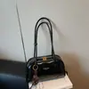 Bolso cruzado de moda casual para mujer, nuevo bolso de hombro retro moderno 2026, bolso de nicho y versátil para mujer