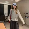 Camiseta listrada color block estilo francês de manga comprida para mulheres, nova moda outono, reduz a idade, leve, respirável, proteção solar top A13598