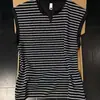 Colete de malha casual fino de nicho com listras, decote V, sem mangas para homens, top pullover folgado estilo retrô americano