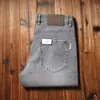 Jeans Masculino Reto Slim Fit, Tecido Fino Texturizado, Cor Cinza Claro, Lavagem Completa à Mão, Macio e Confortável, Coleção Primavera/Verão 2024
