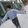 Versão foto real casaco curto jeans estilo Hong Kong menina estranha jaqueta jeans feminina estilo coreano moda