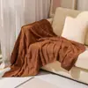 Manta de sofá tejida tipo gofre de acrílico, color liso, estilo simple, para primavera/verano 2026, manta para siesta en la oficina, manta de viaje para avión