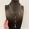 Colar dourado em camadas de lua e cruz estilo férias boêmio para mulheres, corrente deslumbrante para clavícula, acessório versátil de nicho