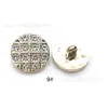 Cárdigan de Punto de Plástico Estilo Chanel Electroplateado con Botones Redondos de Diamante Texturizado Blanco, Botones de Perla y Adornos de Camelia