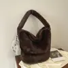 Bolso de Hombro Individual de Felpa con Estampado de Leopardo Otoño/Invierno 2026 para Mujer, Bolso de Axila Retro de Alta Gama, Bolso Cruzado Esponjoso