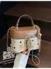 Bolsas de Nicho Transfronteiriças para Mulheres 2025 Primavera e Verão Nova Moda Portátil para Passeio Popular Ombro Único Transversal Saco de Balde