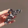 Presilha de Cabelo Elegante Borboleta de Vidro com Brilhos para Mulheres, Luxuosa Presilha de Tubarão para Penteados, Acessório de Cabelo de Alta Qualidade para Cabelos Finos