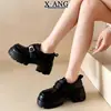 Mocassins de couro genuíno para mulheres, sola grossa de 7 cm, sapatos que aumentam a altura para mulheres baixinhas, sapatos pretos de couro estilo britânico, sapatos de salto único versáteis