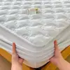 Lençol de baixo de leite veludo de inverno ajustado, espessado e quente, para quarto de dormitório estudantil, protetor de colchão conjunto de três peças