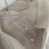 Colar de Pérolas Dupla Camada com Zircônia Super Brilhante, Corrente de Clavícula de Nicho de Luxo Leve de Alta Qualidade, Joia Fashion e Versátil