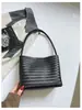 Bolsos populares para mujer de este año 2025 nuevo moderno moda retro bolso de hombro versátil para el día a día bandolera bolso tipo cubo