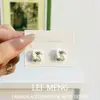 Pendientes de Aro de Plata Sencillos para Mujer, Modernos y de Alta Gama, con un Ambiente de Lujo Ligero, Adecuados para el Uso Diario, Diseño de Goteo de Aceite, Rodeados de Pendientes de Botón