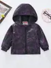 Jaquetas Infantis Direto do Fabricante: Jaquetas Casuais com Capuz e Zíper Estilo Esportivo Estampadas para Meninos e Meninas, Novos Estilos de Primavera e Outono