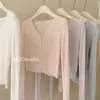 Cardigan Feminino Fino de Tricô de Seda de Gelo com Proteção Solar, Cor Vinho, Botão de Pérola, Curto, Peça de Roupa Chic