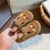 Sandálias Birkenstock Florais Estilo Coreano para Meninas 2026 Primavera/Outono Novos Sapatos Pequenos de Couro Solado Macio Versáteis Sapatos Casuais Loafers para Crianças