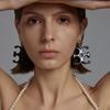 Pendientes Redondos de Corazón de Diseño de Nicho para Mujer Coc Mismo Estilo Resina Pendientes con Logo Grande Pasador de Oreja de Plata de Ley Temperamento Versátil Personalidad