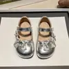 Ins primavera nuevo 0-2 años bebé zapatos para niño pequeño elástico velcro lazo zapatos de princesa suela suave zapatos de superficie suave marea