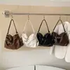 Bolso de mano retro casual para mujer 2026 Otoño Gran capacidad Versátil Casual Gama alta Popular Moda Bolso de hombro