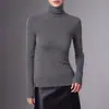 Base de punto de alta calidad, hilo Yangzi finamente hilado, 100% lana, suéter de cuello alto para mujer con silueta ajustada