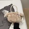 Bolso de Mano de Felpa Plegado de Alta Gama para Mujer 2025 Otoño Nuevo Casual Elegante Versátil de Hombro Único Cruzado