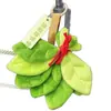 Nuevo Estilo [Quitador de Mala Suerte] Colgante de Peluche de Hoja de Toronja Adorno de Buena Suerte Estilo Celebridad de Internet Linda Decoración para Mochila Regalo para Mejor Amigo