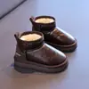 Botas de nieve para niños de 6 a 12 años, nuevos estilos de invierno, forradas de felpa para abrigar, zapatos de algodón para niñas, antideslizantes, de suela blanda, botines, zapatos de algodón para niños