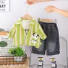 Novo Roupa Externa Casual e Confortável 2025 para Crianças Pequenas e Médias Conjunto de Manga Longa com Listras Verticais e Panda Conjunto de Três Peças de Manga Longa para Meninas Primavera e Outono