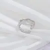 Moda Europeia e Americana Anel Exagerado de Aço Inoxidável para Mulheres Ouro 18K Simples Estilo Ins Anel de Design de Ponta Joias Atacado