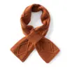Novo cachecol de malha de cashmere liso para outono e inverno para mulheres, grosso, macio, amigo da pele, protetor de pescoço e quente, com design perfurado