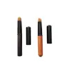 Pincel de Labios con Pelo de Cola de Lobo Amarillo y Cabeza Redonda para Brillo de Labios y Difuminado de Labios, Pincel de Labios Profesional con Tapa, Portátil y de Doble Uso para Corrector