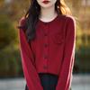 Nuevo Modelo 2026 Cárdigan de Cachemira para Mujer con Bordado Pesado, Suéter de Punto de Lana, Cuello Redondo, Abrigo Suéter Rojo de Año Nuevo, Puro