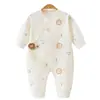 Envío Gratis Ropa de Mariposa para Recién Nacidos Tipo A de Algodón Puro Estilo para Todo el Año 0-6 Meses Mono para Bebé Pantalones Harem para Bebé Recién Nacido