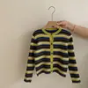 Cardigã Listrado Doce Estilo Coreano para Meninas 2026 Outono Novo Roupa Infantil Elegante Simples Versátil Calça Casual Conjunto de Duas Peças