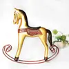 Caballo Mecedora de Madera Retro Europeo Viejo Colorido Pequeño Caballo de Madera Decoración de Escritorio para el Hogar Habitación de Niños Adorno Dorado Caballo