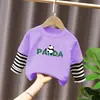 Camiseta de Manga Larga para Niños Ropa de Otoño Capa Base 2026 Nuevo Estilo Top de Retazos Rayado Atractivo Falso Dos Piezas Ropa para Niños