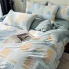 Conjunto de Quatro Peças para Quarto Estilo Nórdico Estampado Algodão Puro Primavera/Verão Conjunto de Três Peças Estilo Lençol de Elástico para Dormitório de Meninos Algodão Puro Simples