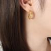 Pendientes de nicho con personalidad sencilla y diseño irregular para mujer, de acero de titanio chapado en 18 quilates.